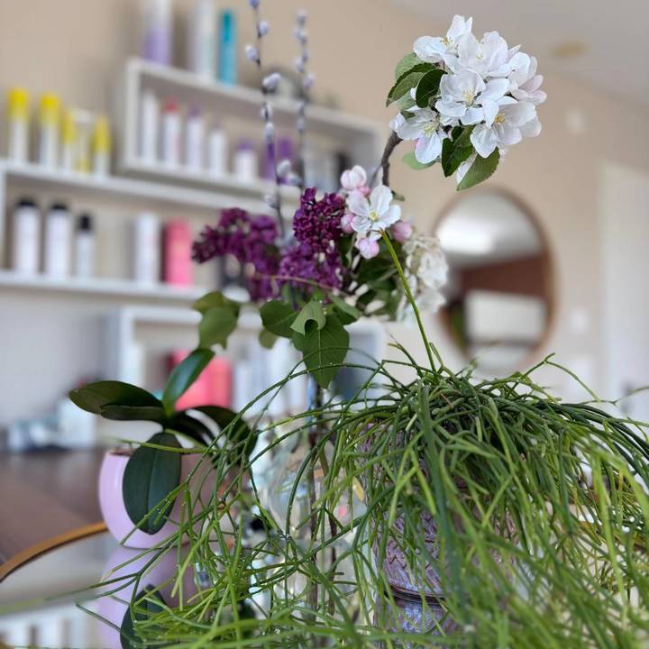 Blumen im Salon